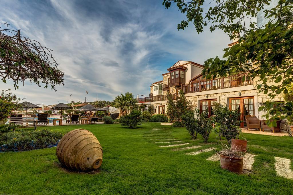 Alacati Kapari Hotel - Special Category Exterior photo