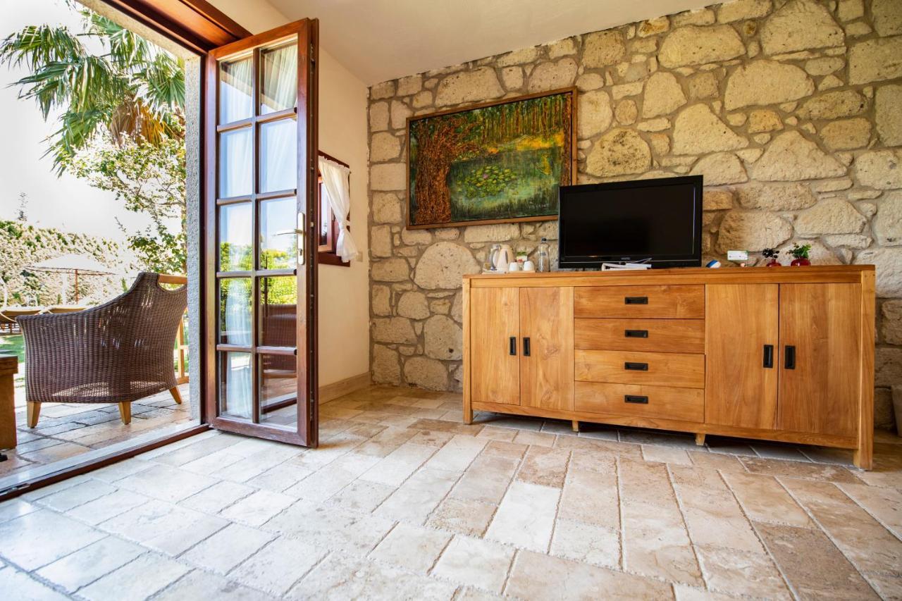 Alacati Kapari Hotel - Special Category Exterior photo